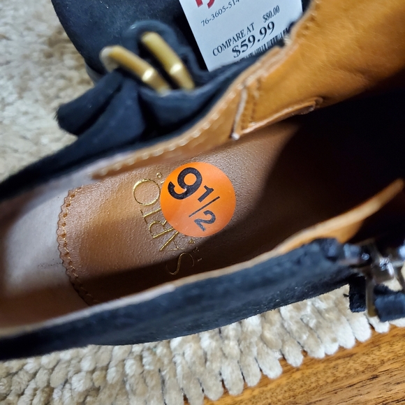 SOLD✅️Women black boots - Picture 4 of 4